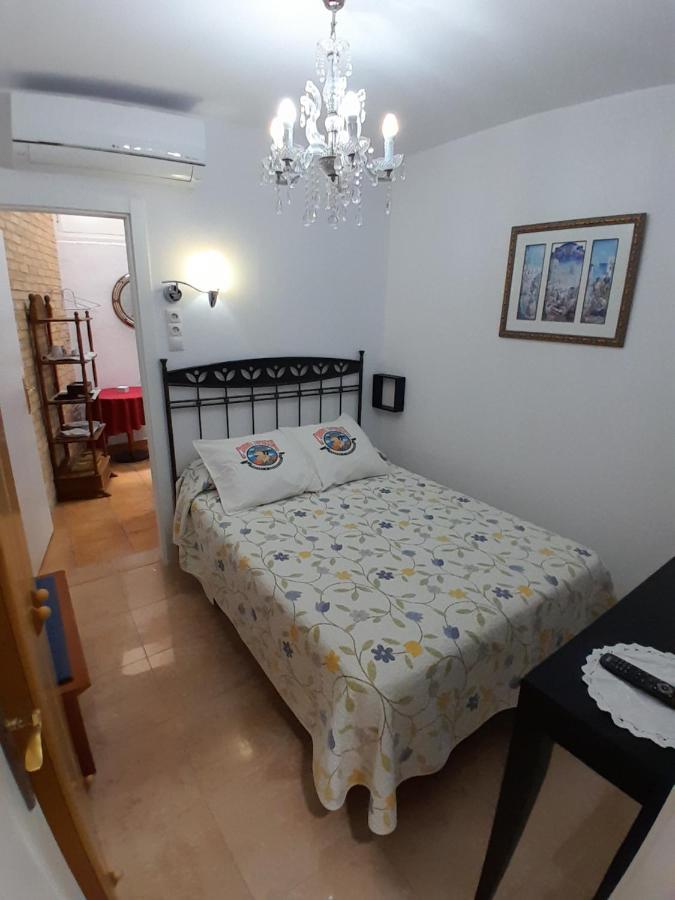 Pension Antonio Guesthouse Alicante Szoba fotó